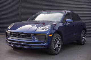 2026 Porsche Macan T's photo