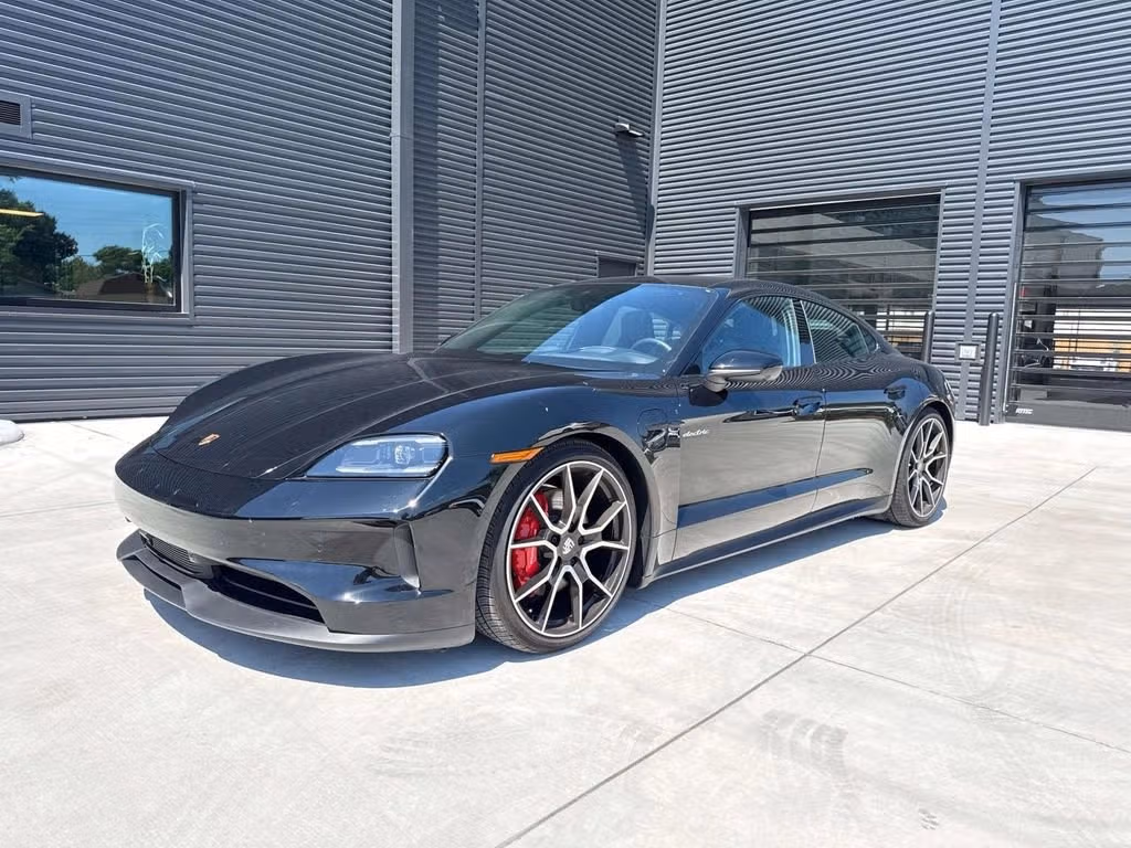 2025 Porsche Taycan 4S