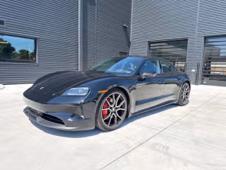 2025 Porsche Taycan 4S's photo