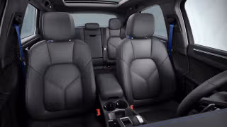 2026 Porsche Macan - Photo 33