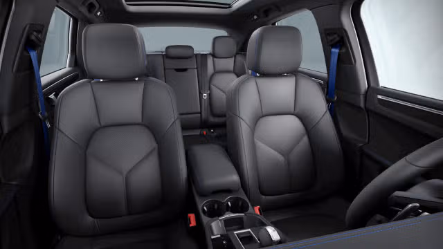 2026 Porsche Macan - Photo 34