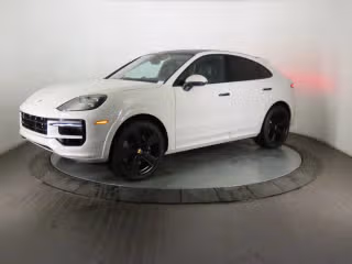 2025 Porsche Cayenne E-Hybrid's photo