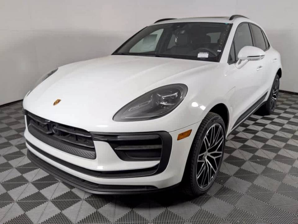 2026 Porsche Macan