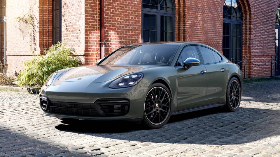 2022 Porsche Panamera Platinum Edition