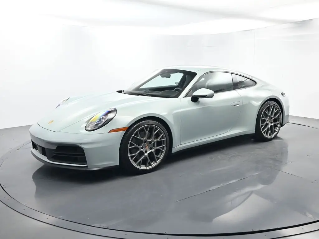 2025 Porsche 911 - Photo 8