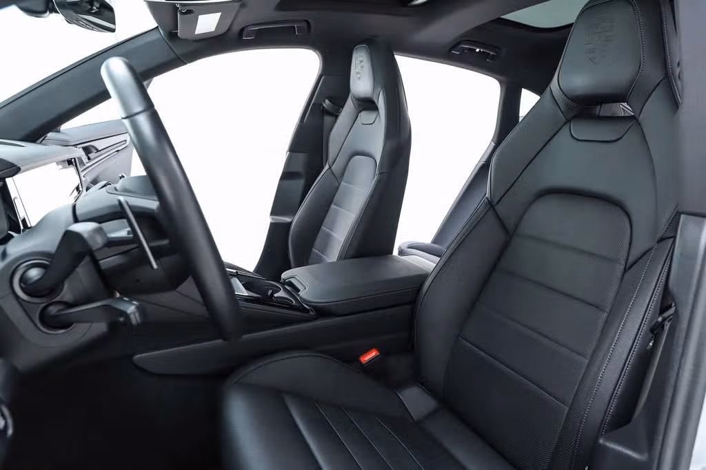 2025 Porsche Panamera Base - Photo 36