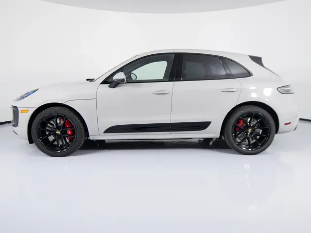 2026 Porsche Macan GTS - Photo 14