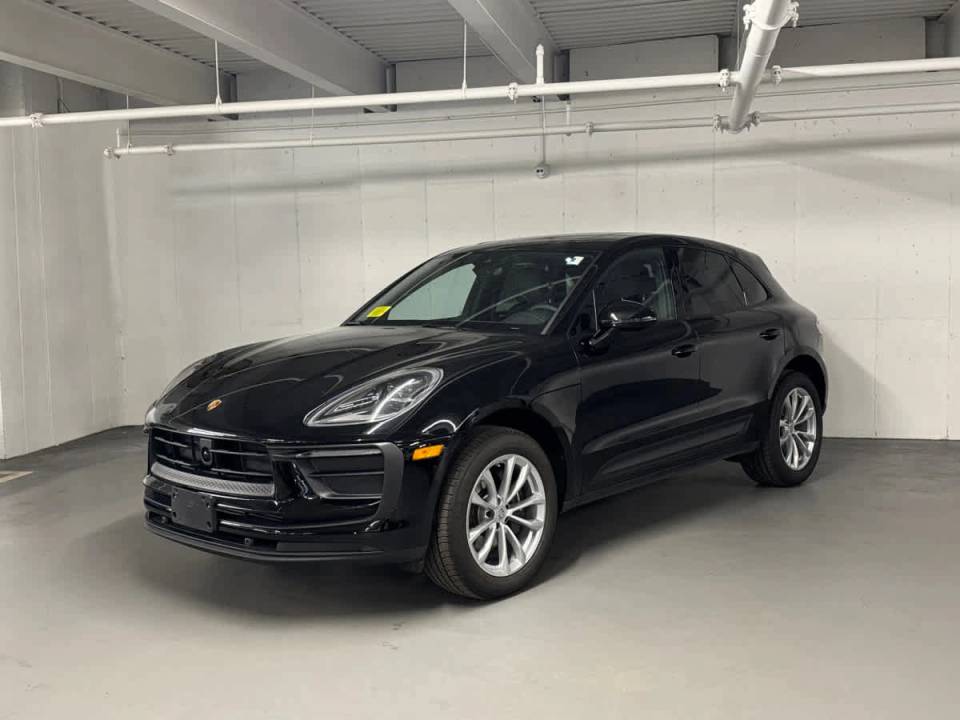 2026 Porsche Macan T