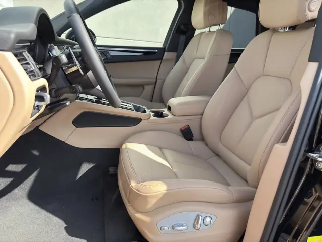 2025 Porsche Macan Base - Photo 38
