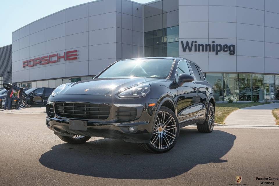 Buy used Porsche Cayenne at Porsche Centre Winnipeg
