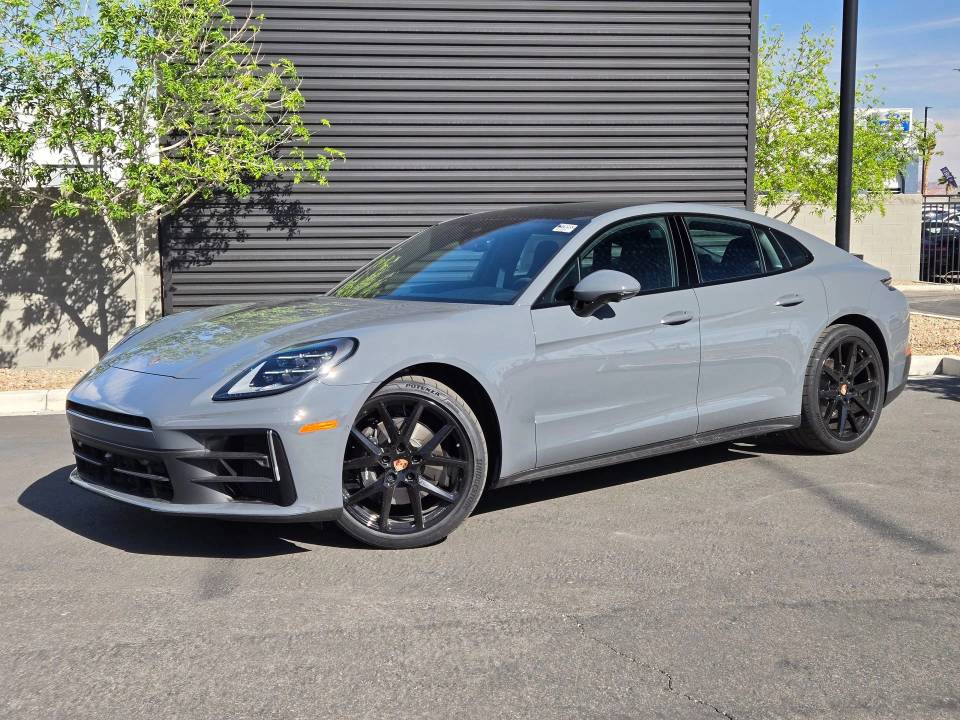2025 Porsche Panamera Base