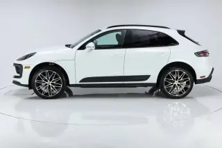 2026 Porsche Macan Base - Photo 13