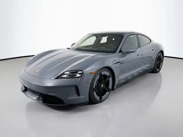 2026 Porsche Taycan GTS - Photo 6