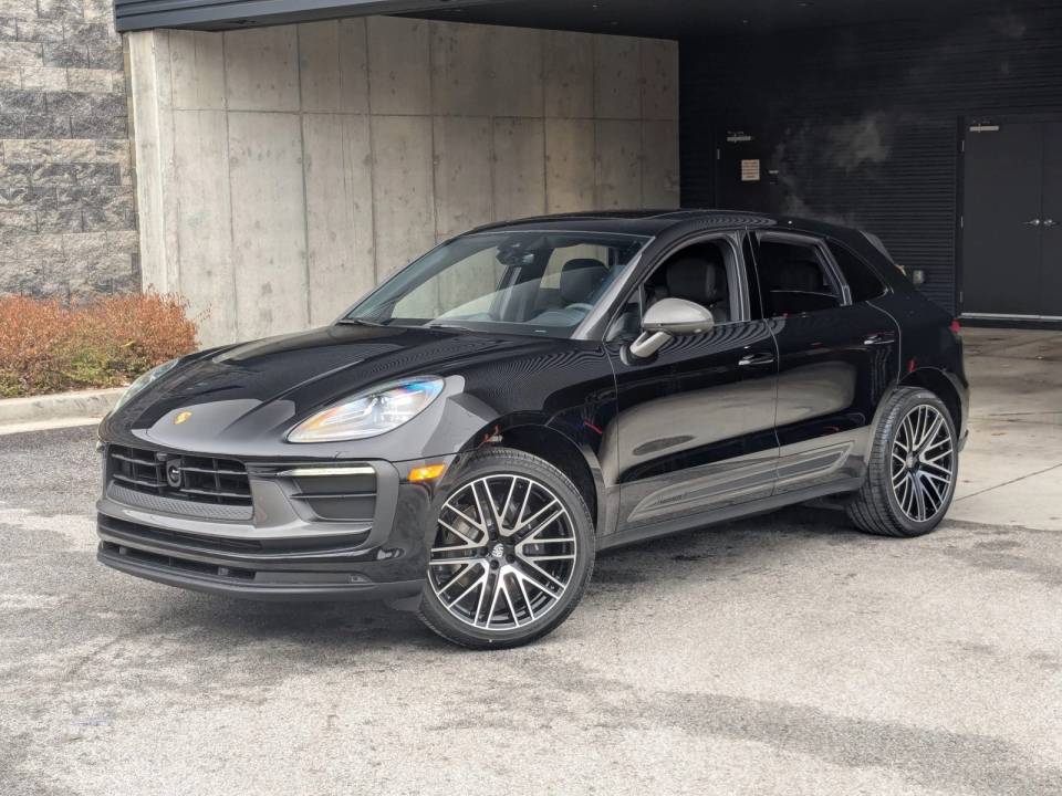 2026 Porsche Macan T