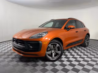 2025 Porsche Macan's photo