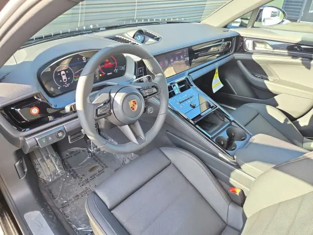 2026 Porsche Panamera Base - Photo 30