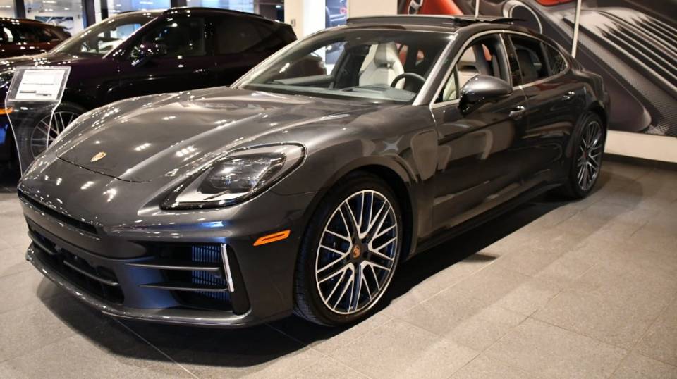 2026 Porsche Panamera