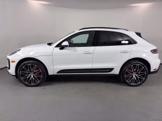 2026 Porsche Macan S - Photo 9