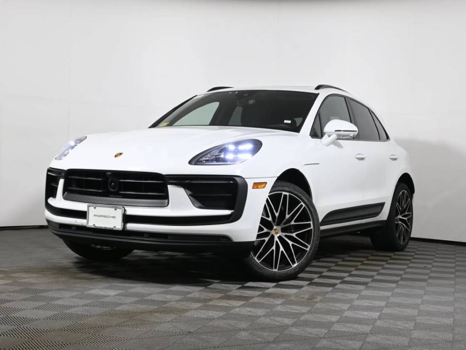 2026 Porsche Macan
