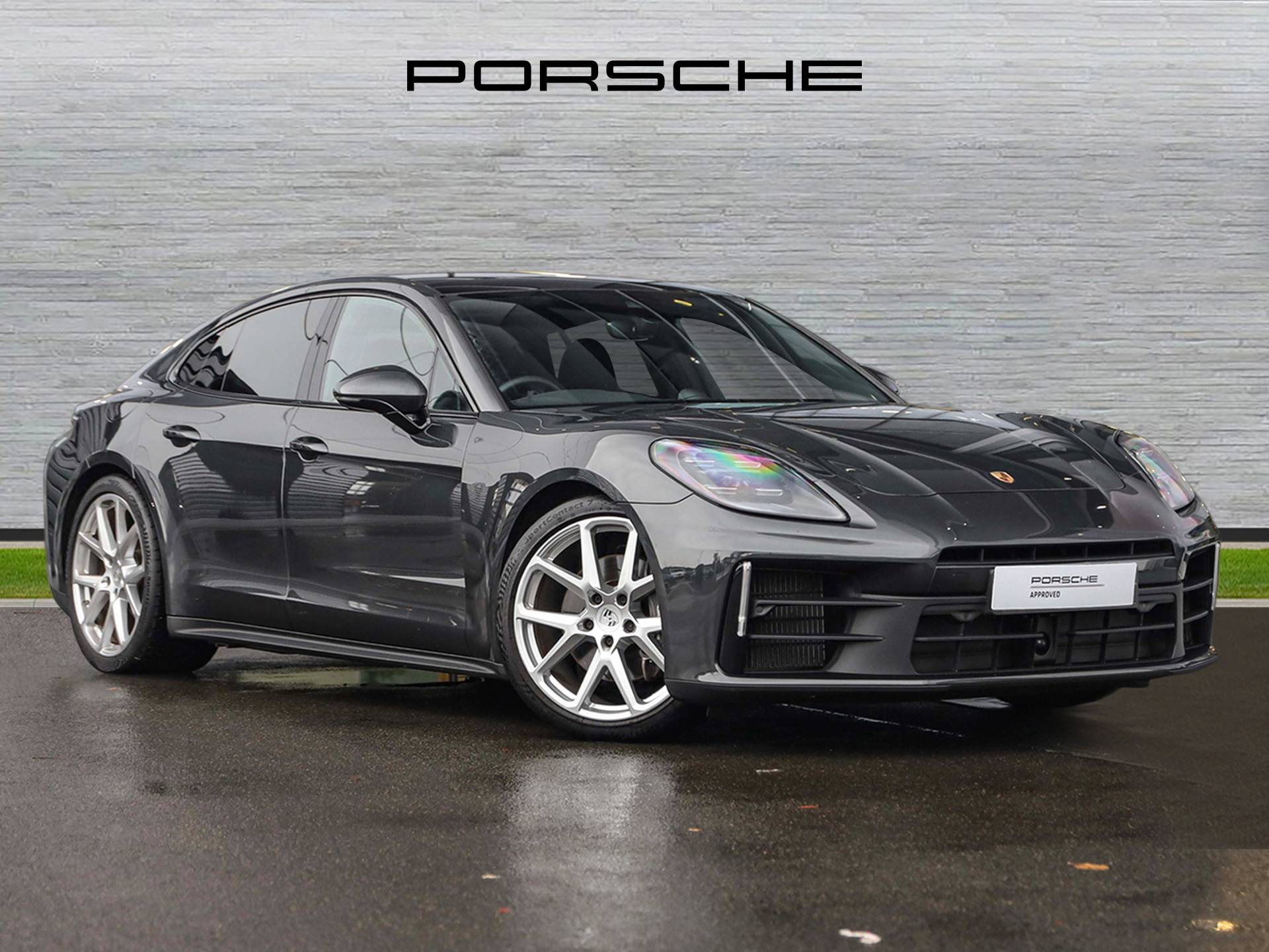 Panamera, photo 1 of 35
