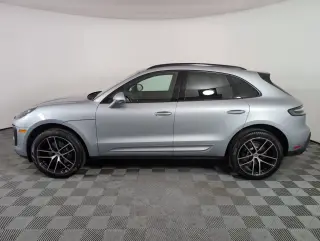 2025 Porsche Macan - Photo 13