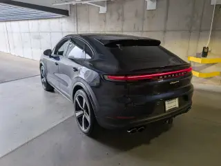2026 Porsche Cayenne Coup E-Hybrid - Photo 21