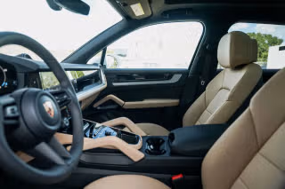 2026 Porsche Cayenne E-Hybrid - Photo 33