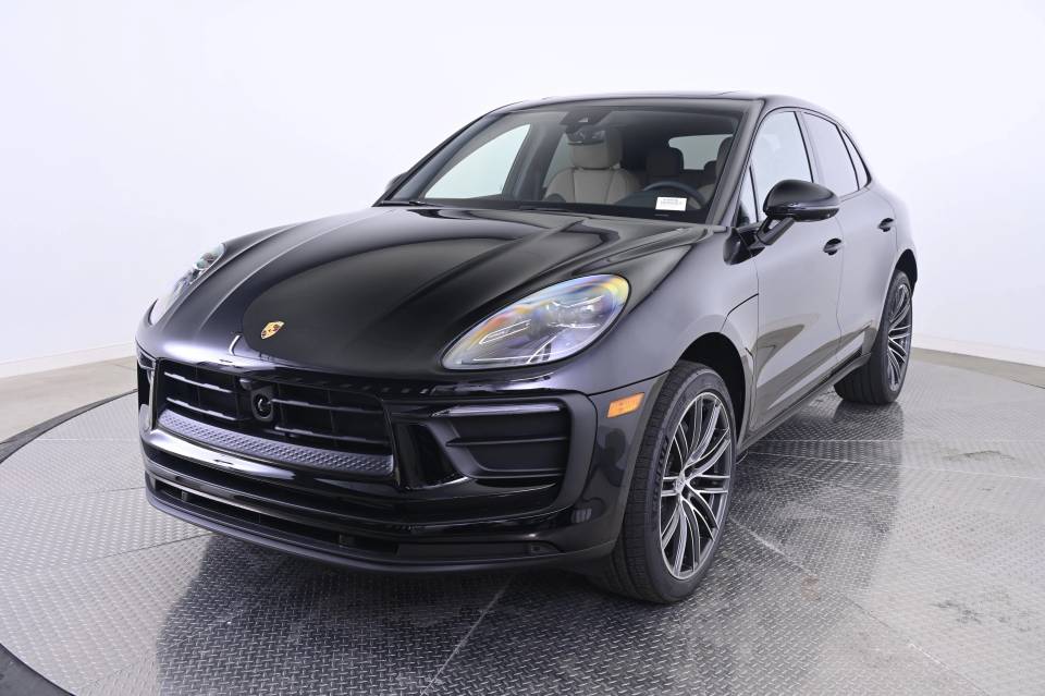 2026 Porsche Macan