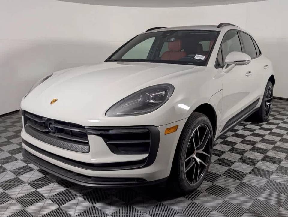 2026 Porsche Macan