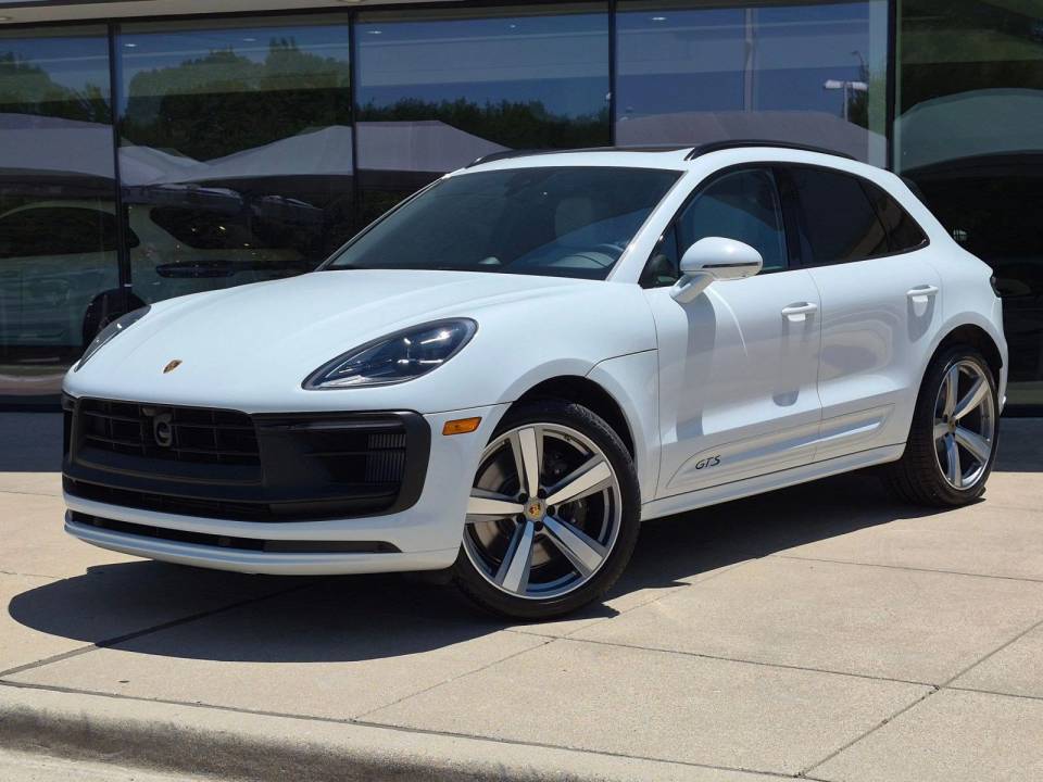 2026 Porsche Macan GTS
