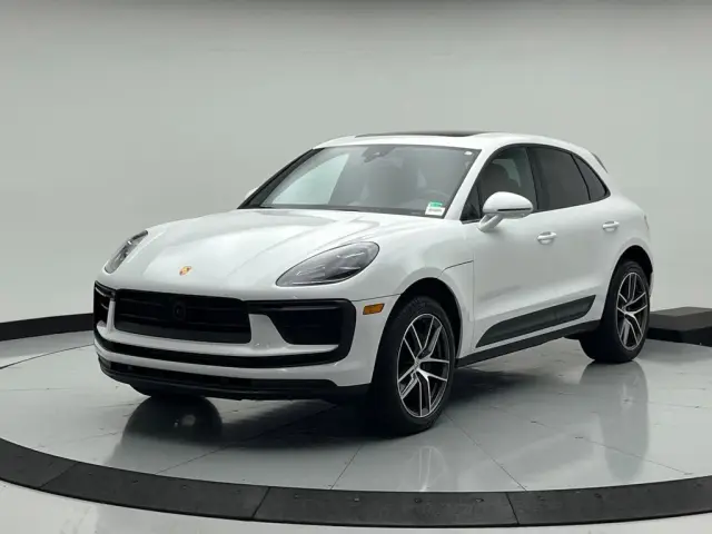 2026 Porsche Macan Base - Photo 6