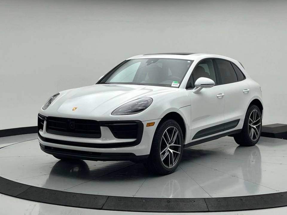 2026 Porsche Macan