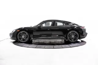 2026 Porsche Taycan Turbo - Photo 13