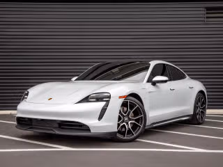 2024 Porsche Taycan -'s photo
