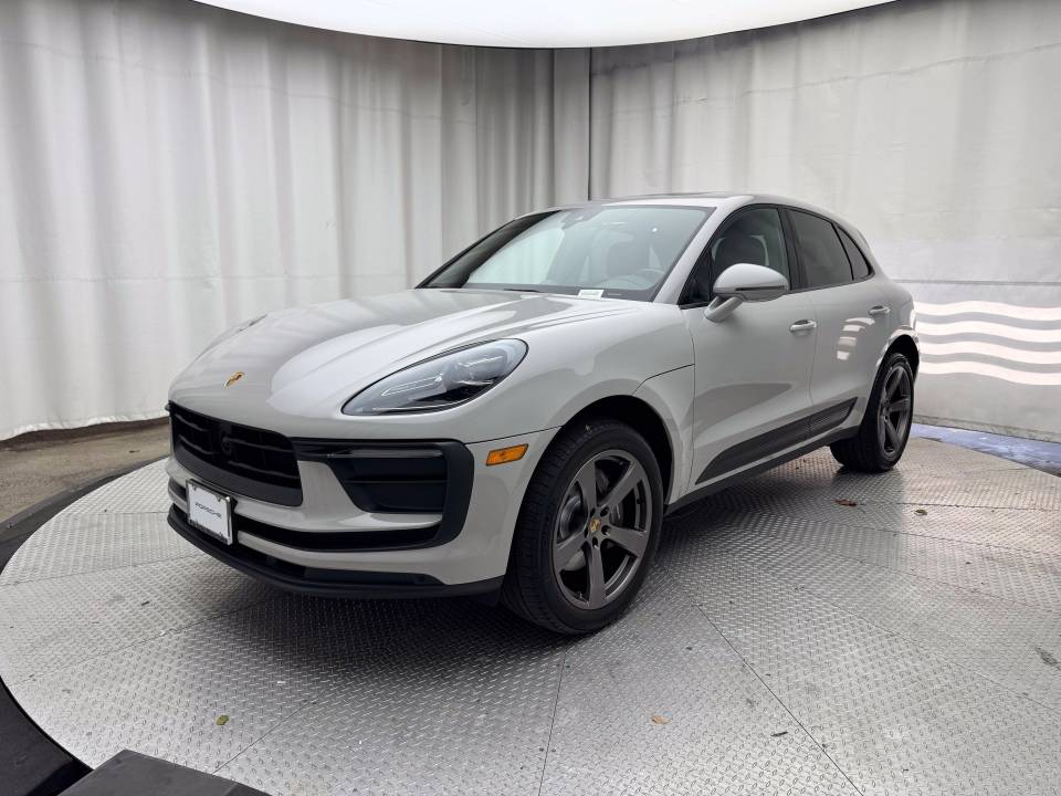 2023 Porsche Macan