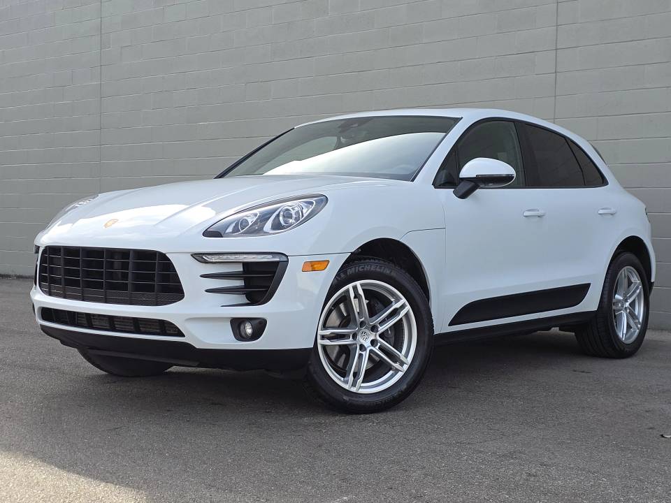 2017 Porsche Macan Base