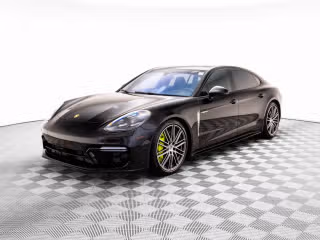 2019 Porsche Panamera Turbo S E-Hybrid Executive's photo