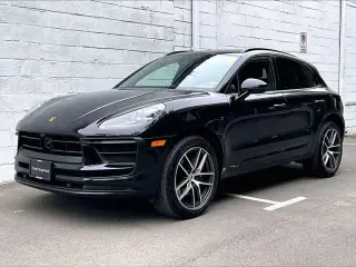2025 Porsche Macan