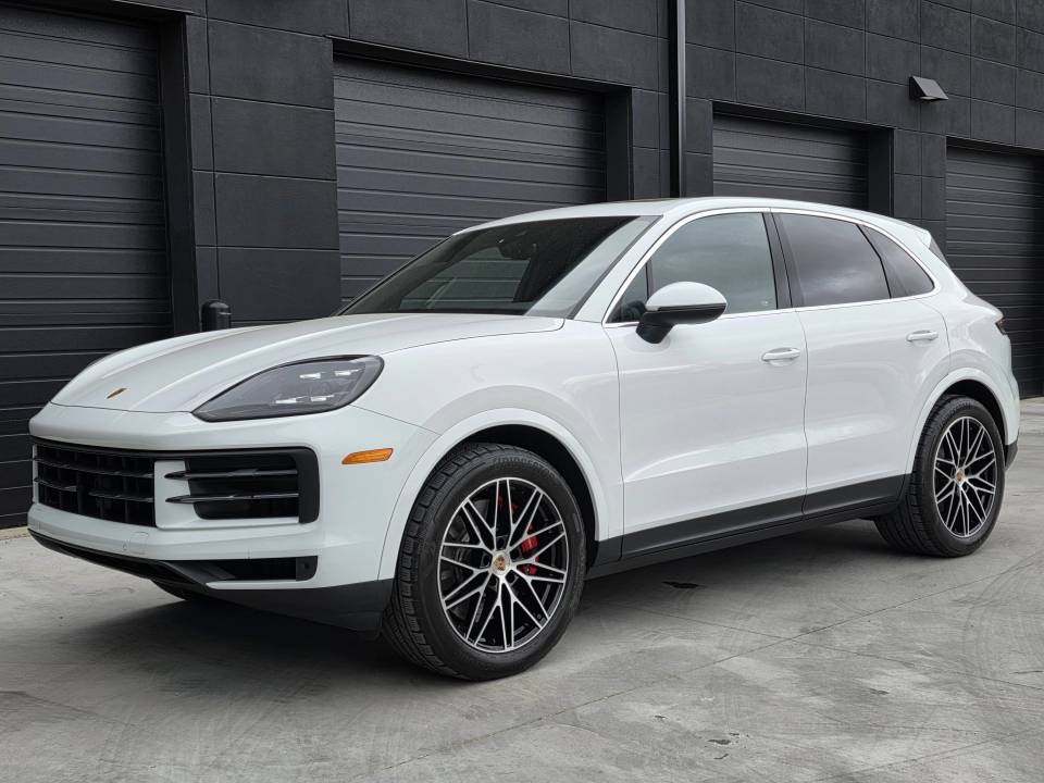 2024 Porsche Cayenne S