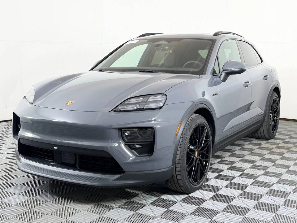 2026 Porsche Macan S