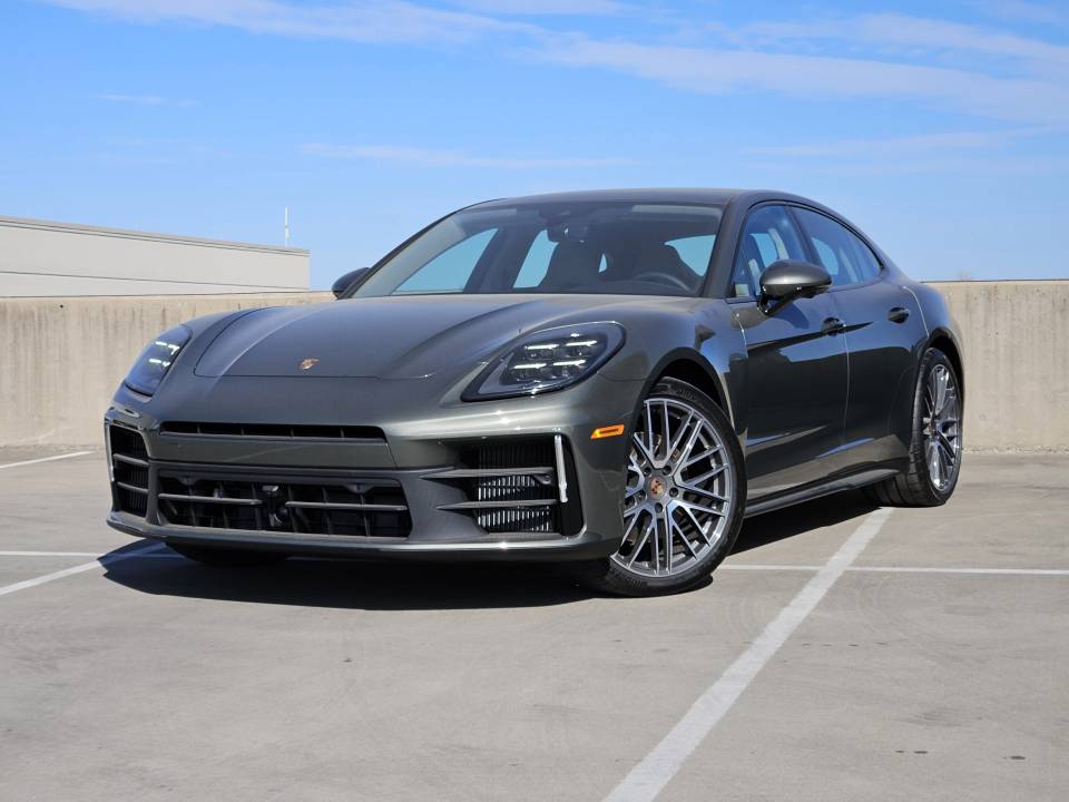 2026 Porsche Panamera
