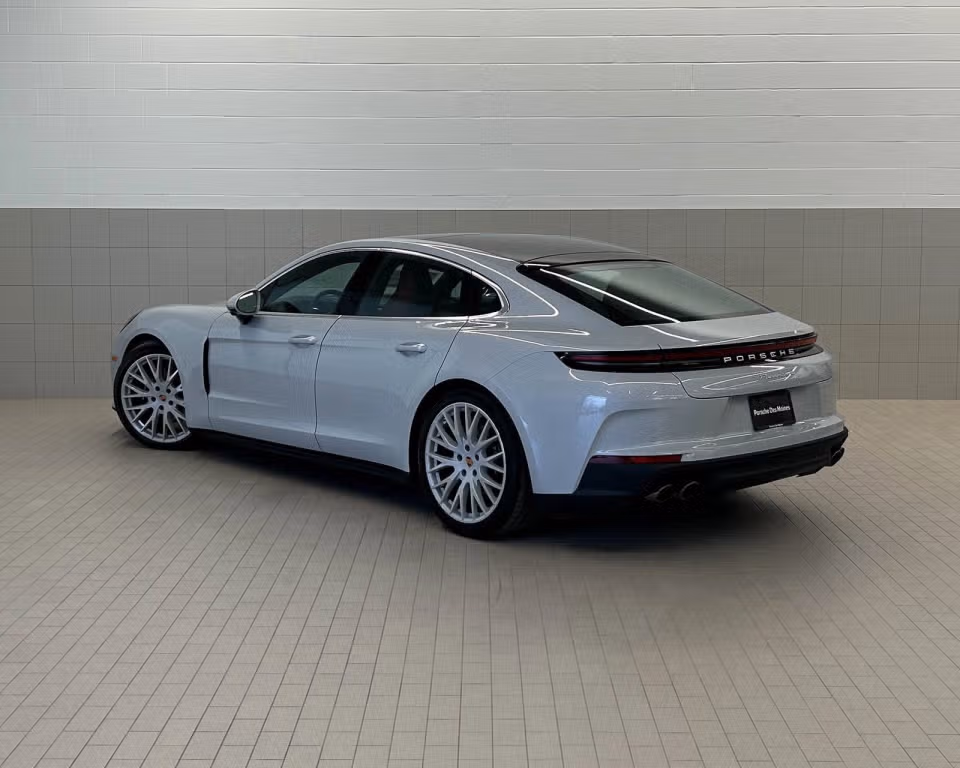 2026 Porsche Panamera Base - Photo 19