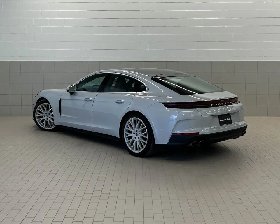 2026 Porsche Panamera Base - Photo 23