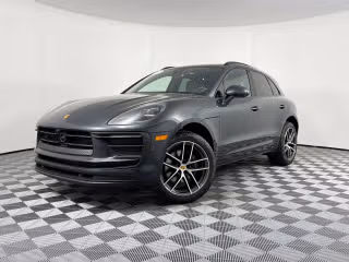 2026 Porsche Macan's photo