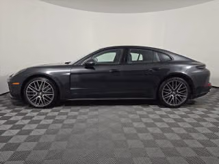 2026 Porsche Panamera Base - Photo 9