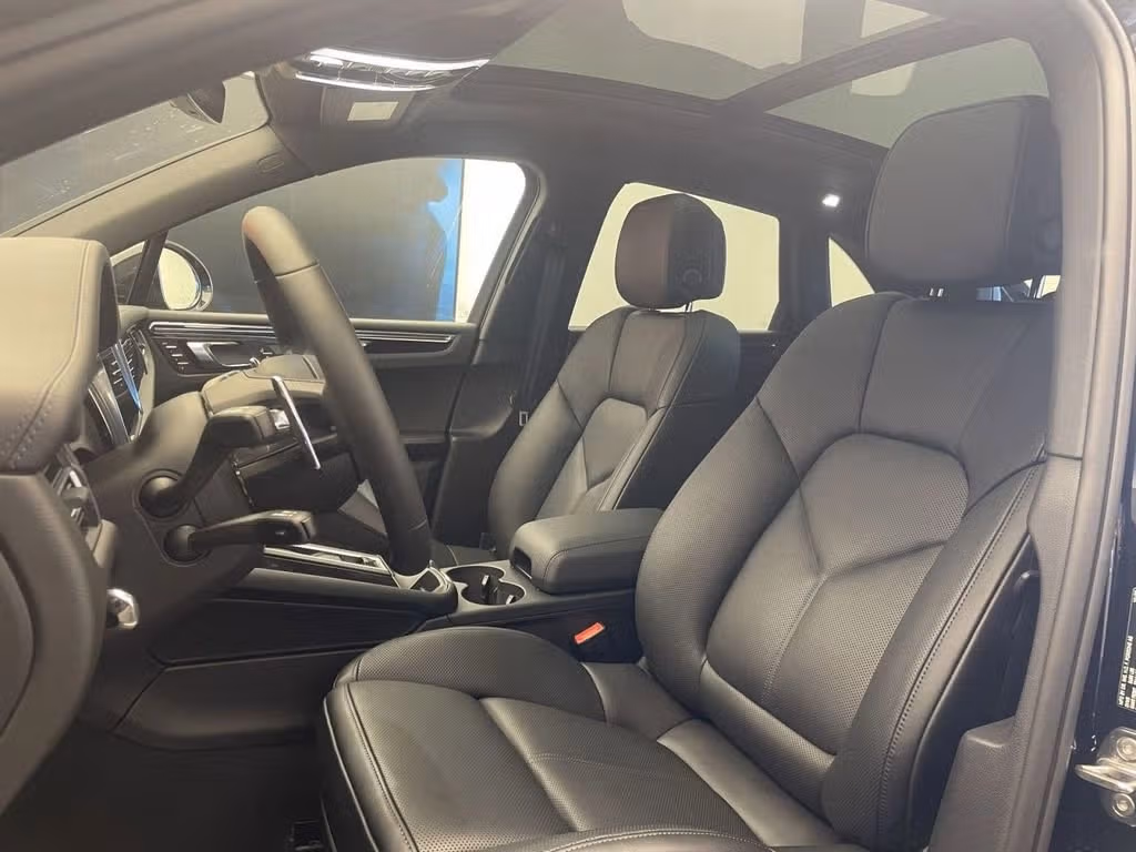 2026 Porsche Macan S - Photo 36