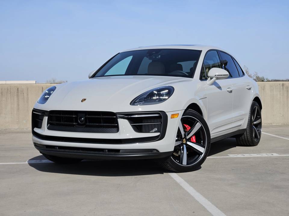 2026 Porsche Macan