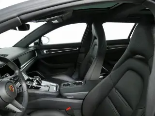 2023 Porsche Panamera 4 E-Hybrid - Photo 37