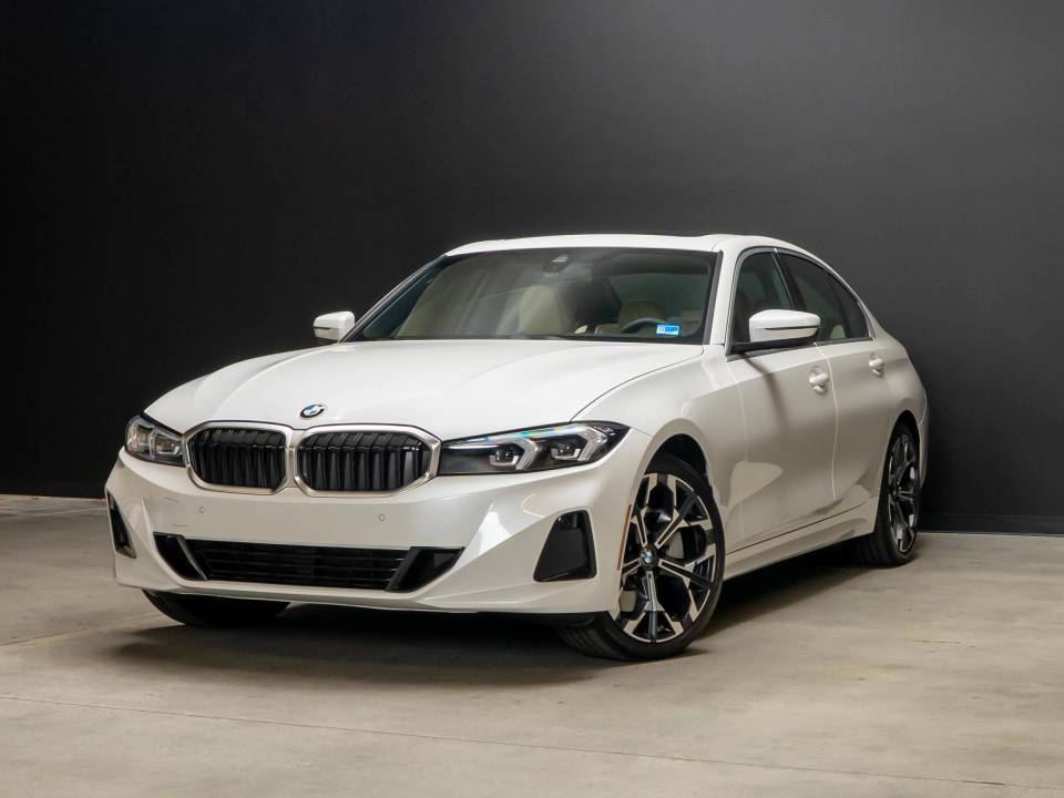 2025 BMW 3 Series 330i