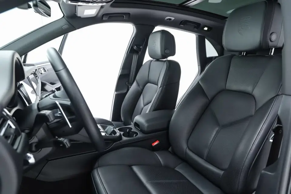 2026 Porsche Macan Base - Photo 39